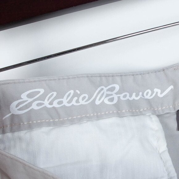 Eddie Bauer Legendwash Curvy Crop Pants Size 10P - Picture 3 of 7